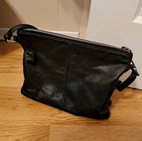 Margot Crossbody Handbag - Picture 4 of 9